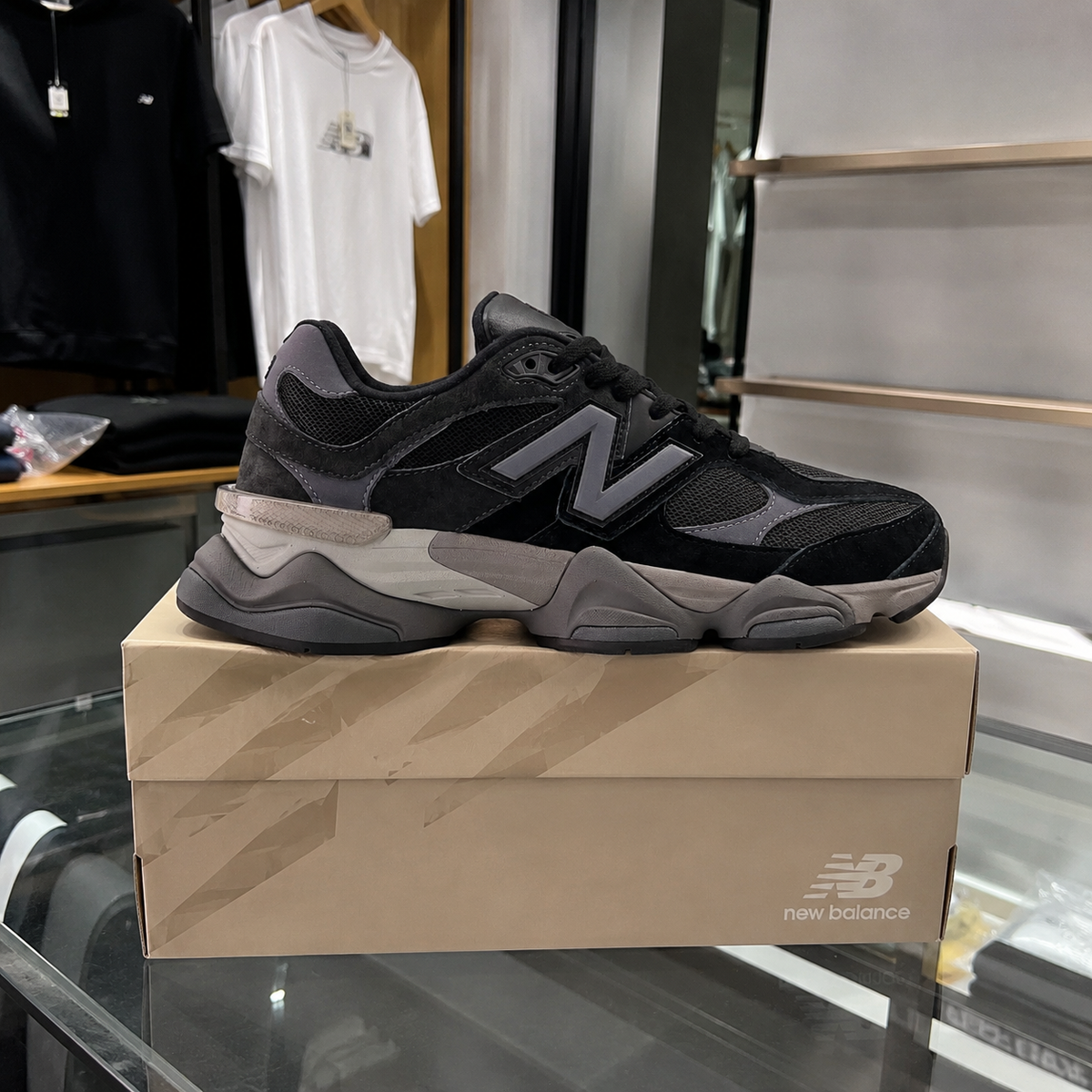 9060 UNISEX