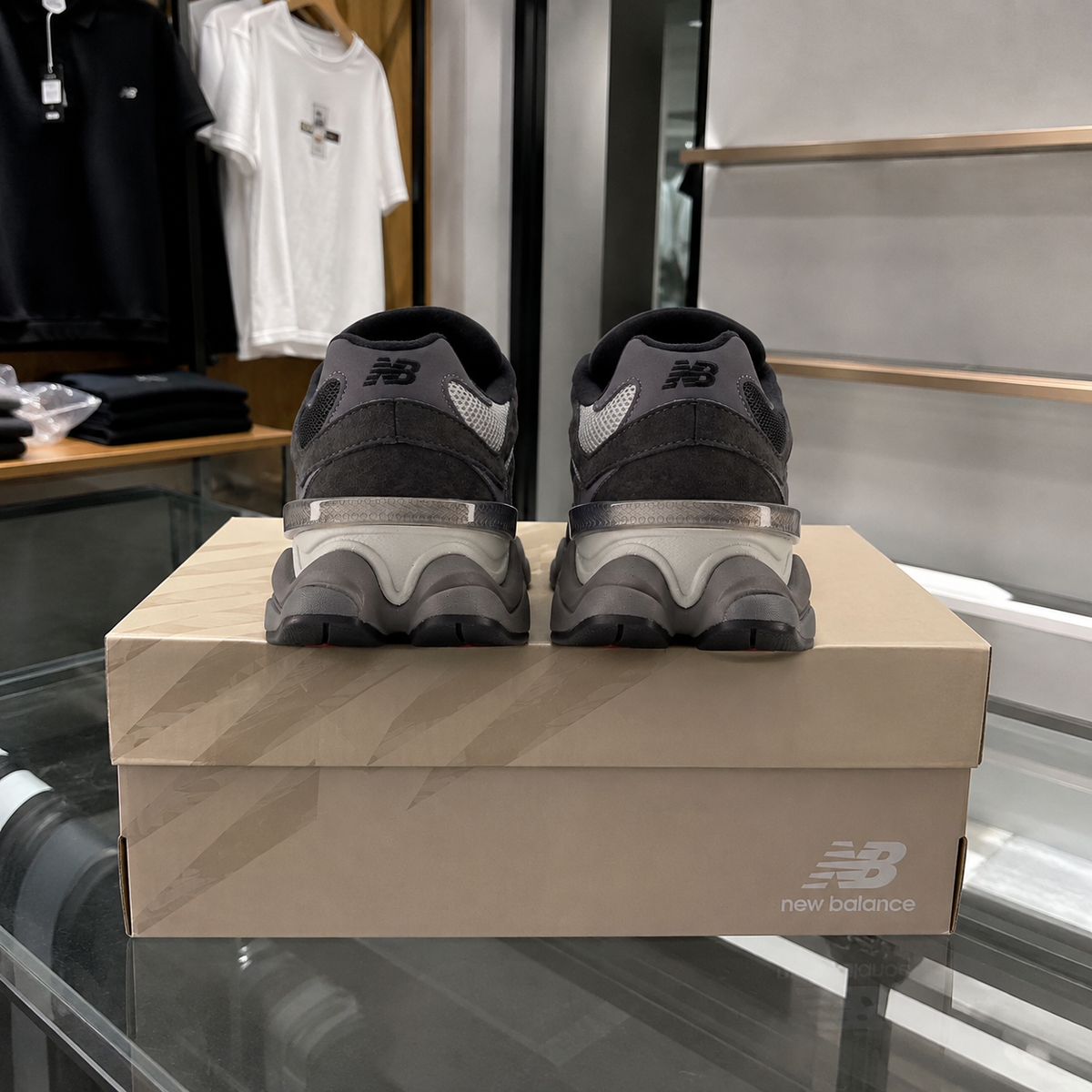 9060 UNISEX