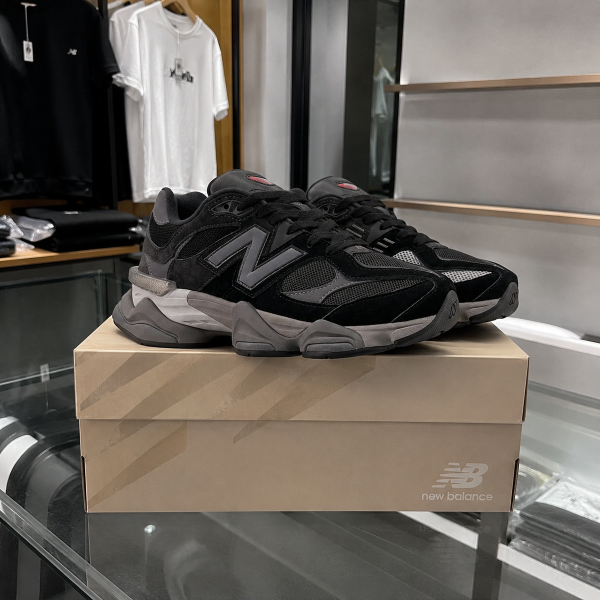 9060 UNISEX