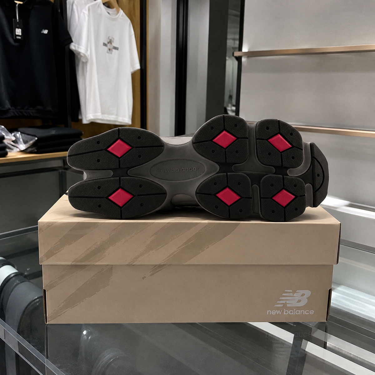 9060 UNISEX